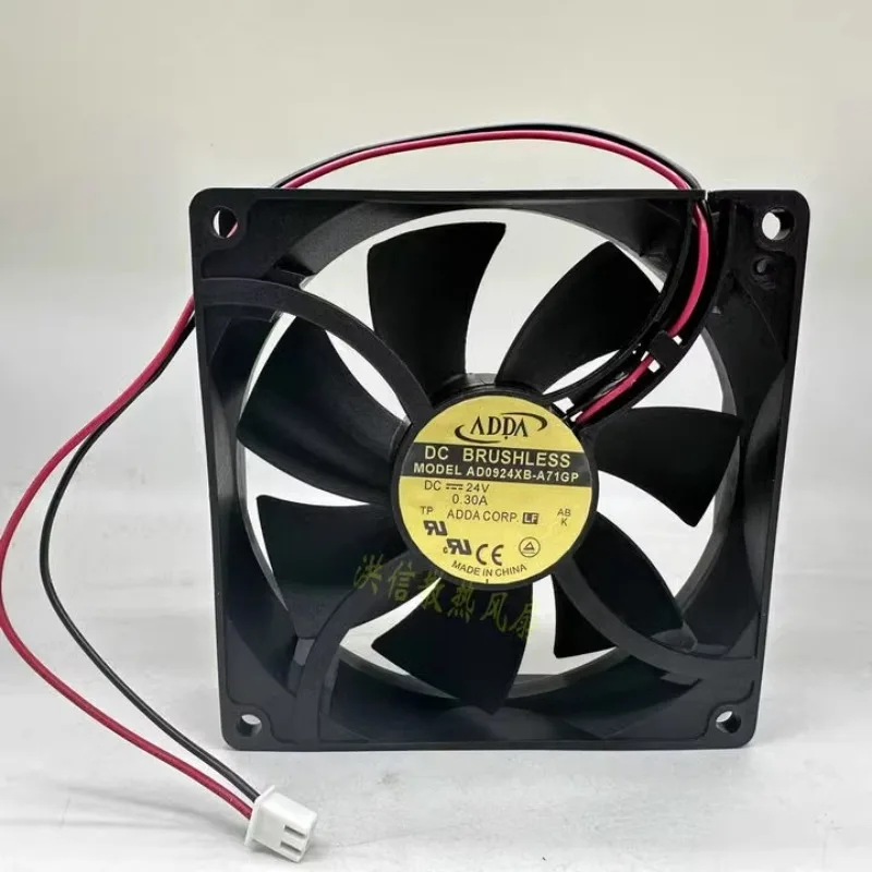 Новый вентилятор процессора для ADDA AD0924XB-A71GP DC24V 0,30A шариковый инвертор охлаждающий вентилятор 9225 92*92*25 мм
Новый вентилятор процессора для ADDA AD0924XB-A71GP DC24V 0,30A шариковый инвертор охлаждающий вентилятор 9225 92*92*25 мм