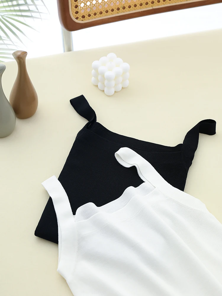 Silk Cotton Women Knitted Slim Camisole Tanks Elastic Tank Top Cami Slash Neck Summer Knit Camis Lyocell Feminine Black White
Silk Cotton Women Knitted Slim Camisole Tanks Elastic Tank Top Cami Slash Neck Summer Knit Camis Lyocell Feminine Black White