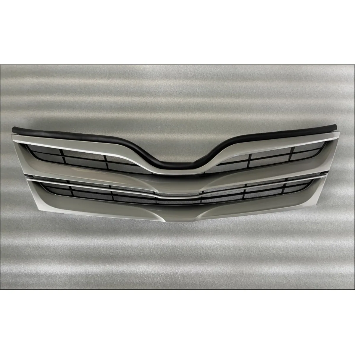 For Toyota VENZA 2013-2020 Car Bumper Grill Racing Grille Modification Part Front Bumper Grill Exterior Part
For Toyota VENZA 2013-2020 Car Bumper Grill Racing Grille Modification Part Front Bumper Grill Exterior Part