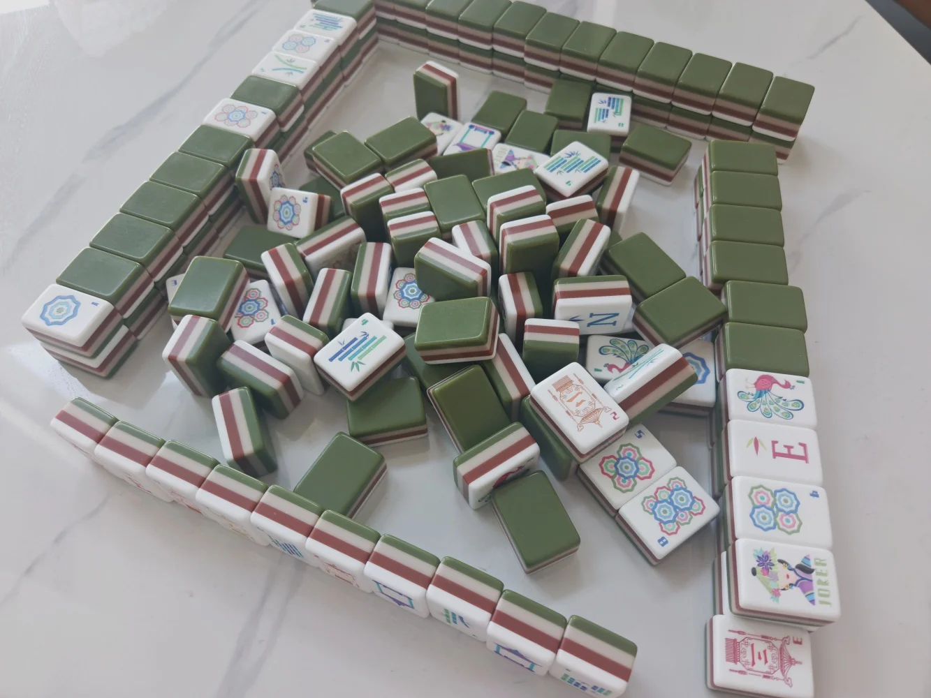In Stock American Mahjong Set 160 Tiles 4-Layer Acrylic Olive Green Mah Jongg Tiles Portable Travel Family Party Surprise Gifts
In Stock American Mahjong Set 160 Tiles 4-Layer Acrylic Olive Green Mah Jongg Tiles Portable Travel Family Party Surprise Gifts