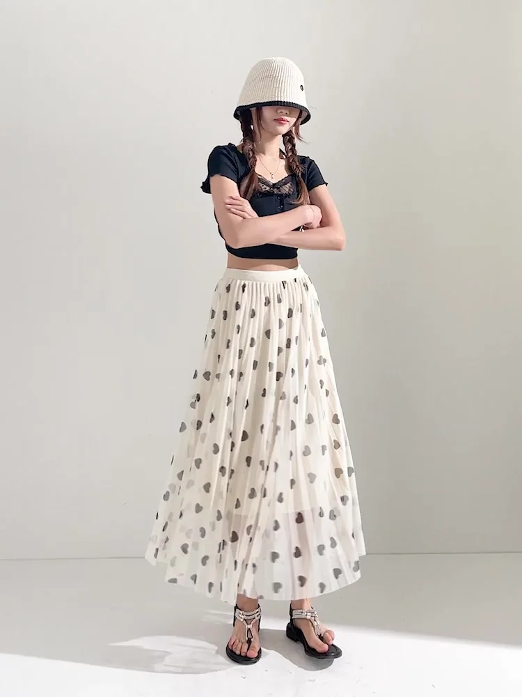 Summer Retro Fashion Elegant Popular Trendy Heart Print Vacation Pleated Skirt Women's High Waist Versatile A Word Long Skirt
Summer Retro Fashion Elegant Popular Trendy Heart Print Vacation Pleated Skirt Women's High Waist Versatile A Word Long Skirt