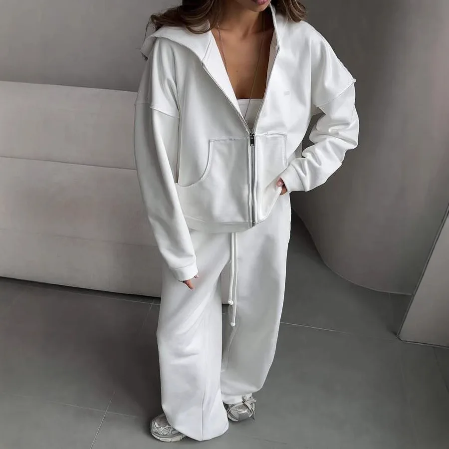 Beautiful Women's Tracksuits with A Zipper and A Hood Trousers Pink Two Piece Set Women Blue Classic Pant Sports Suit for Spring
Beautiful Women's Tracksuits with A Zipper and A Hood Trousers Pink Two Piece Set Women Blue Classic Pant Sports Suit for Spring