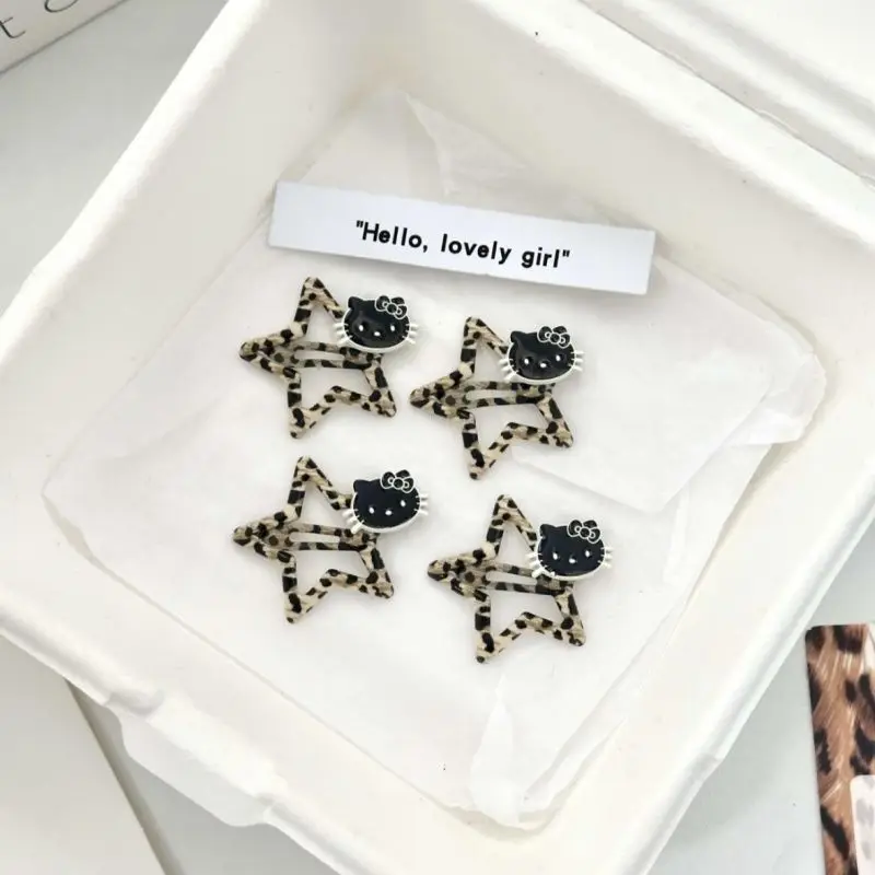 2pcs Kawaii Sanrio HelloKitty Hair Clip Cute Black Panther Pattern Star Series Anime Girl Headwear Hair Clip Girl Holiday Gift
2pcs Kawaii Sanrio HelloKitty Hair Clip Cute Black Panther Pattern Star Series Anime Girl Headwear Hair Clip Girl Holiday Gift