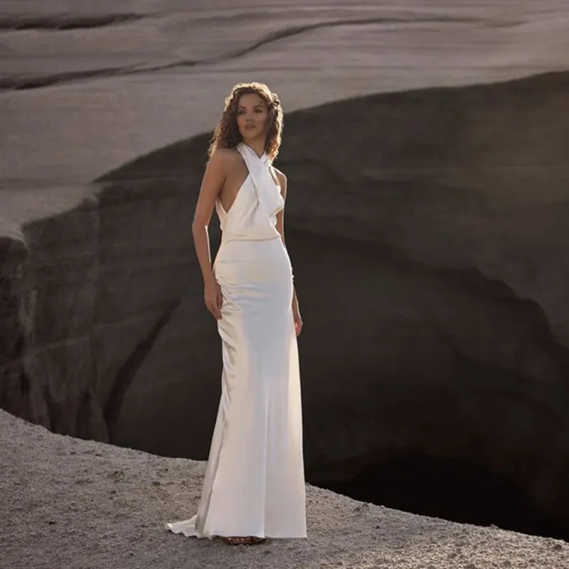 Customized Boho Mermaid Satin Wedding Dresses Sexy Backless Zipper Pleat Sexy Halter Sleeveless Bride Gown Dress Sweep Train2024
Customized Boho Mermaid Satin Wedding Dresses Sexy Backless Zipper Pleat Sexy Halter Sleeveless Bride Gown Dress Sweep Train2024