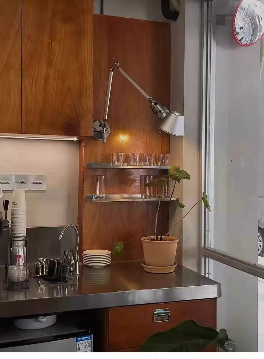 Промышленные винтажные металлические настенные светильники с длинными складными рычагами и LED-подсветкой, креативные художественные светильники для спальни, домашнего декора, люстры
Промышленные винтажные металлические настенные светильники с длинными складными рычагами и LED-подсветкой, креативные художественные светильники для спальни, домашнего декора, люстры