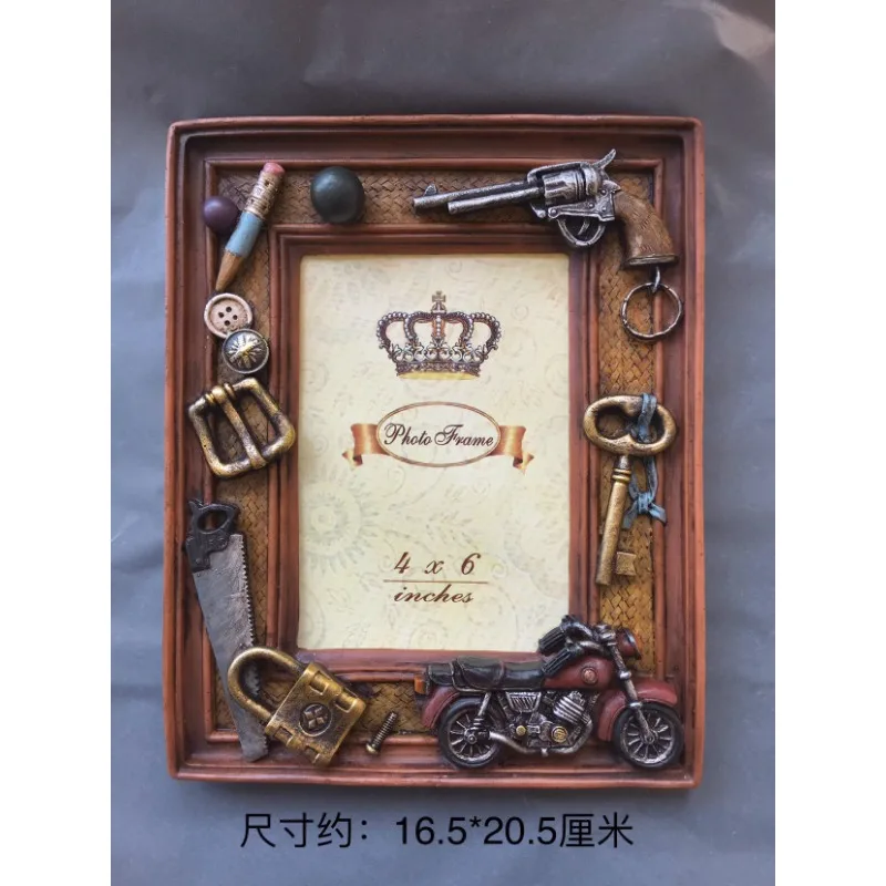 European resin handicrafts relief retro nostalgic boy toy photo frame 6 inch home ornament creative gift
European resin handicrafts relief retro nostalgic boy toy photo frame 6 inch home ornament creative gift
