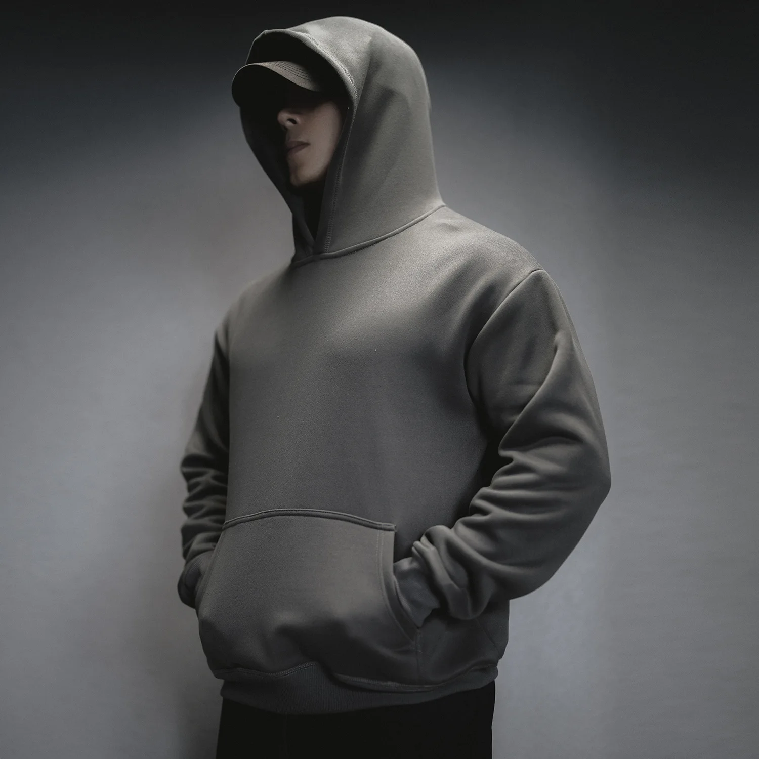 Autumn and winter Sports hoodie new men's sports long sleeve leisure running fitness exercise loose plus fleece warm hoodie
Autumn and winter Sports hoodie new men's sports long sleeve leisure running fitness exercise loose plus fleece warm hoodie