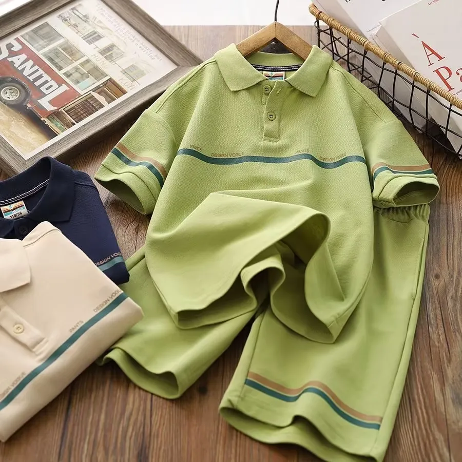 Boys' summer new children's short-sleeved T-shirt thin medium and older children's casual sports shorts set
Boys' summer new children's short-sleeved T-shirt thin medium and older children's casual sports shorts set