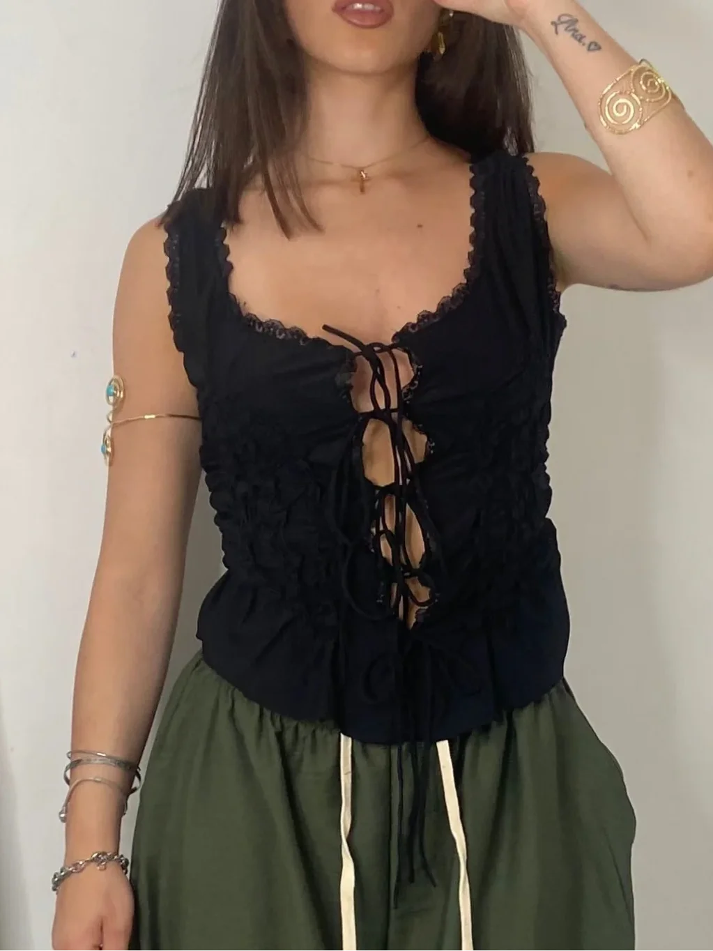 Women's tops 2025 summer bow pleated sleeveless tops ladies fashion suspenders cute girly style tops sexy short tops
Women's tops 2025 summer bow pleated sleeveless tops ladies fashion suspenders cute girly style tops sexy short tops