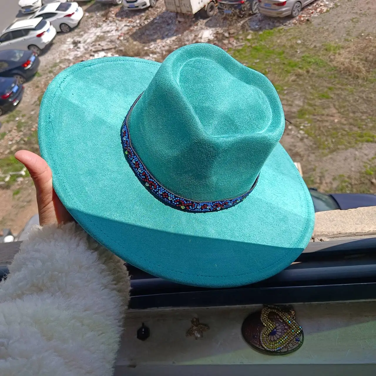 Peacock Green Heart Vegan Suede Hat Blank with Logo Engraving Heart Crown Blank Hat for Burning Heart fedora
Peacock Green Heart Vegan Suede Hat Blank with Logo Engraving Heart Crown Blank Hat for Burning Heart fedora