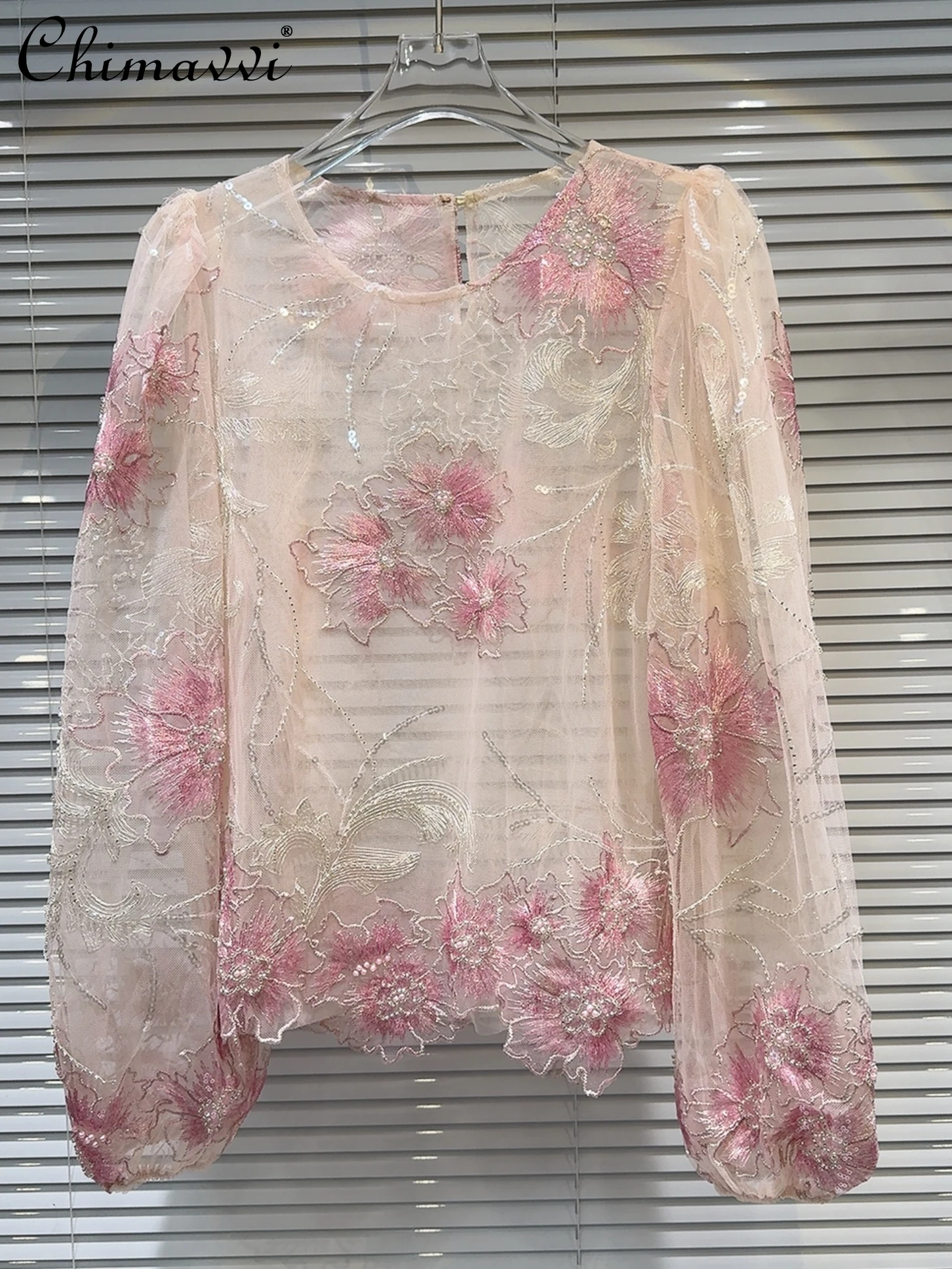 2024 Summer New French Fashion Sequin Embroidery Pattern Blouse Women Sweet Loose Long Sleeve Heavy Elegant Chiffon Shirts
2024 Summer New French Fashion Sequin Embroidery Pattern Blouse Women Sweet Loose Long Sleeve Heavy Elegant Chiffon Shirts