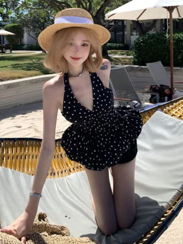 Black Polka Dot V-Neck Halter Vest Women Summer Korean Style Commute Wind Short Sleeveless Top for Pear Shaped Ladies
Black Polka Dot V-Neck Halter Vest Women Summer Korean Style Commute Wind Short Sleeveless Top for Pear Shaped Ladies