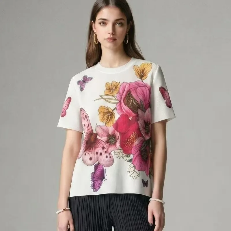 Miyake Pleated T-Shirt Plisse Fold 2026 Summer New Butterfly Plant Floral Print Round Neck Loose Elegant Fashion Pleat Top Women
Miyake Pleated T-Shirt Plisse Fold 2026 Summer New Butterfly Plant Floral Print Round Neck Loose Elegant Fashion Pleat Top Women