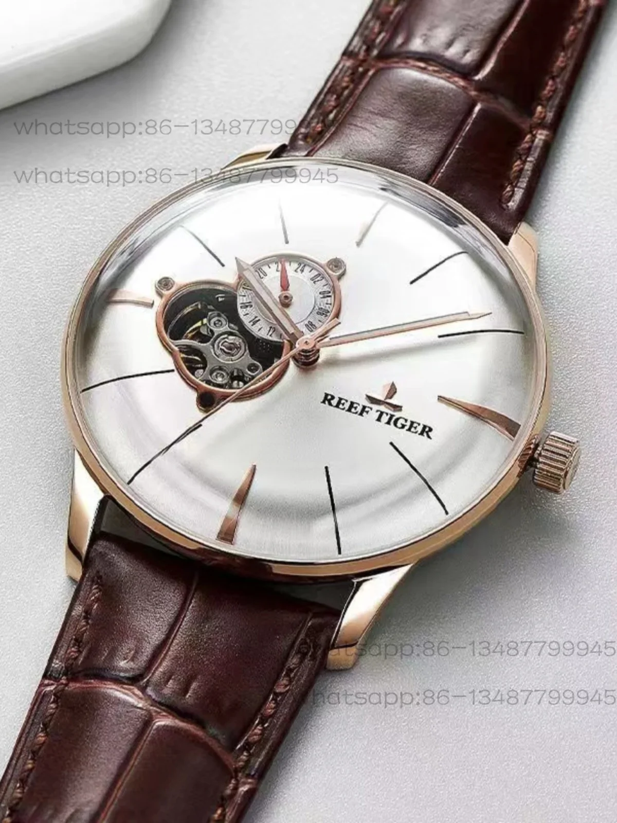 Brand fashion waterproof atmosphere business simple brand watch Rifteg automatic mechanical watch men's watch
Brand fashion waterproof atmosphere business simple brand watch Rifteg automatic mechanical watch men's watch