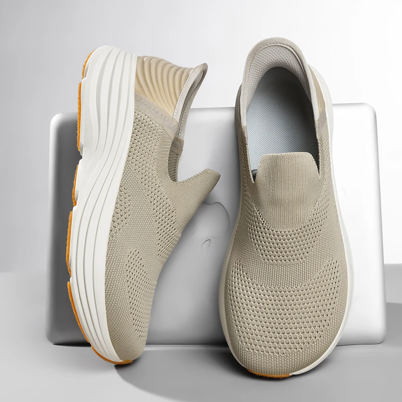 Plus Size Men Knit Sock Sneakers Design Hollow Breathable Upper Thick Sole Wedge Platform Non Slip Daily Walking Casual Footwear
Plus Size Men Knit Sock Sneakers Design Hollow Breathable Upper Thick Sole Wedge Platform Non Slip Daily Walking Casual Footwear
