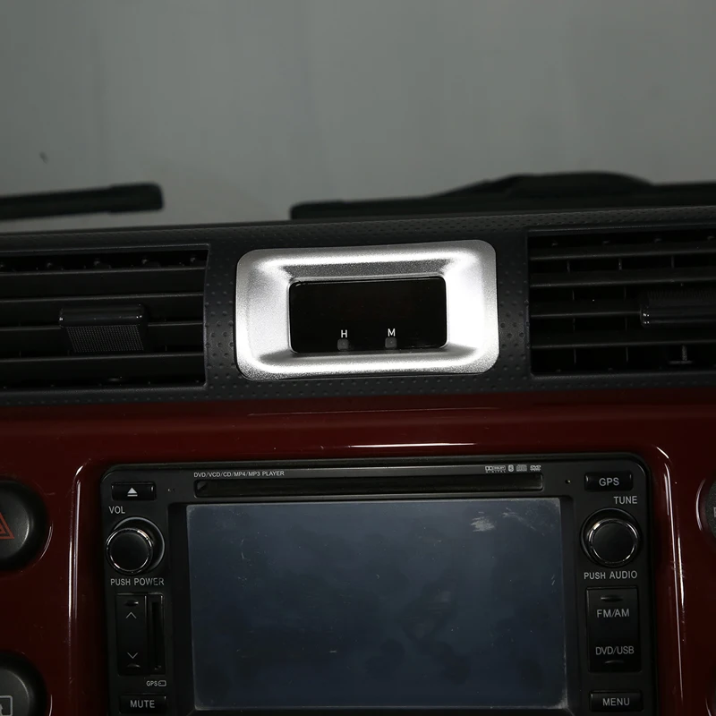 For 07-21 Toyota FJ Cruiser central control clock decorative frame car interior aluminum alloy decorative accessories
For 07-21 Toyota FJ Cruiser central control clock decorative frame car interior aluminum alloy decorative accessories