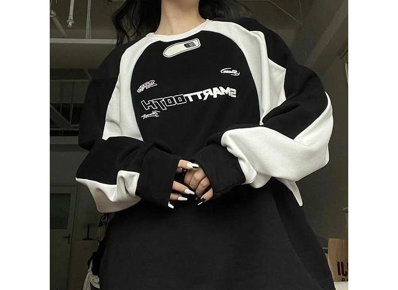Women Oversized Aesthetic Korean Vintage Y2k Sweatshirt Streetwear Style Pullover Hippie Designer Hoodies Kpop Fashion
Women Oversized Aesthetic Korean Vintage Y2k Sweatshirt Streetwear Style Pullover Hippie Designer Hoodies Kpop Fashion