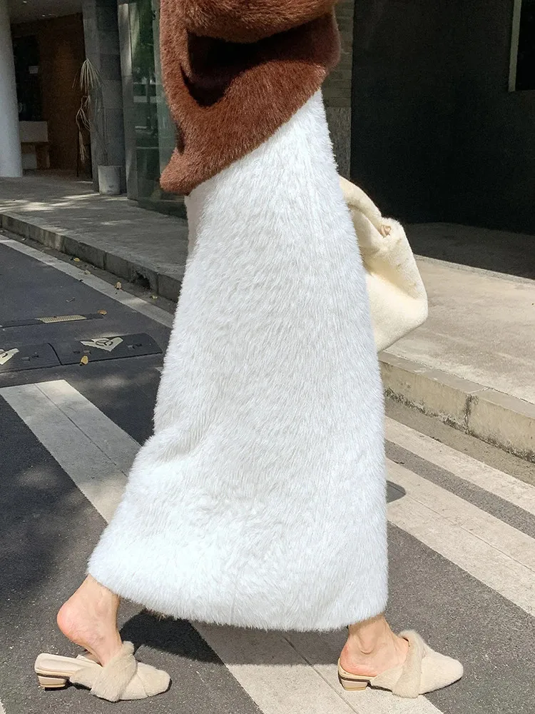 Imitation Mink Knitted Skirt Women Korean Fashion Tassel High Waist Long Skirts Elegant Slim Fur Skirts 2024 Fall Winter
Imitation Mink Knitted Skirt Women Korean Fashion Tassel High Waist Long Skirts Elegant Slim Fur Skirts 2024 Fall Winter