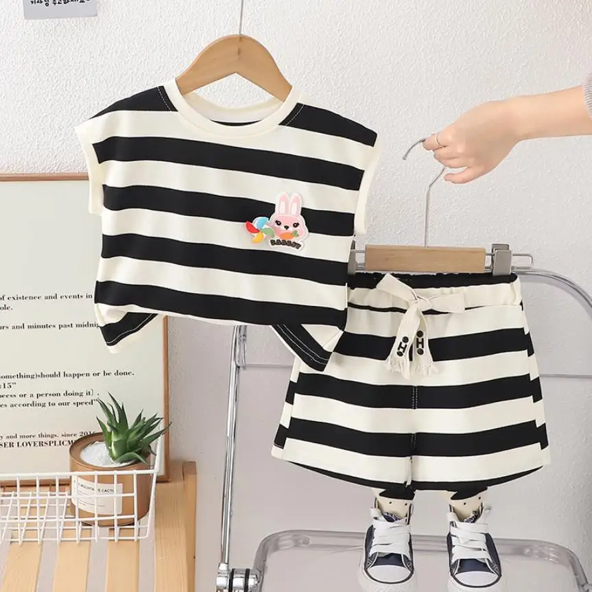 Summer Designer Sets for Girls Infant Clothing 6 To 12 Months Cartoon Stripe Bow Sleeveless Vest And Shorts Boutique Outfits
Summer Designer Sets for Girls Infant Clothing 6 To 12 Months Cartoon Stripe Bow Sleeveless Vest And Shorts Boutique Outfits