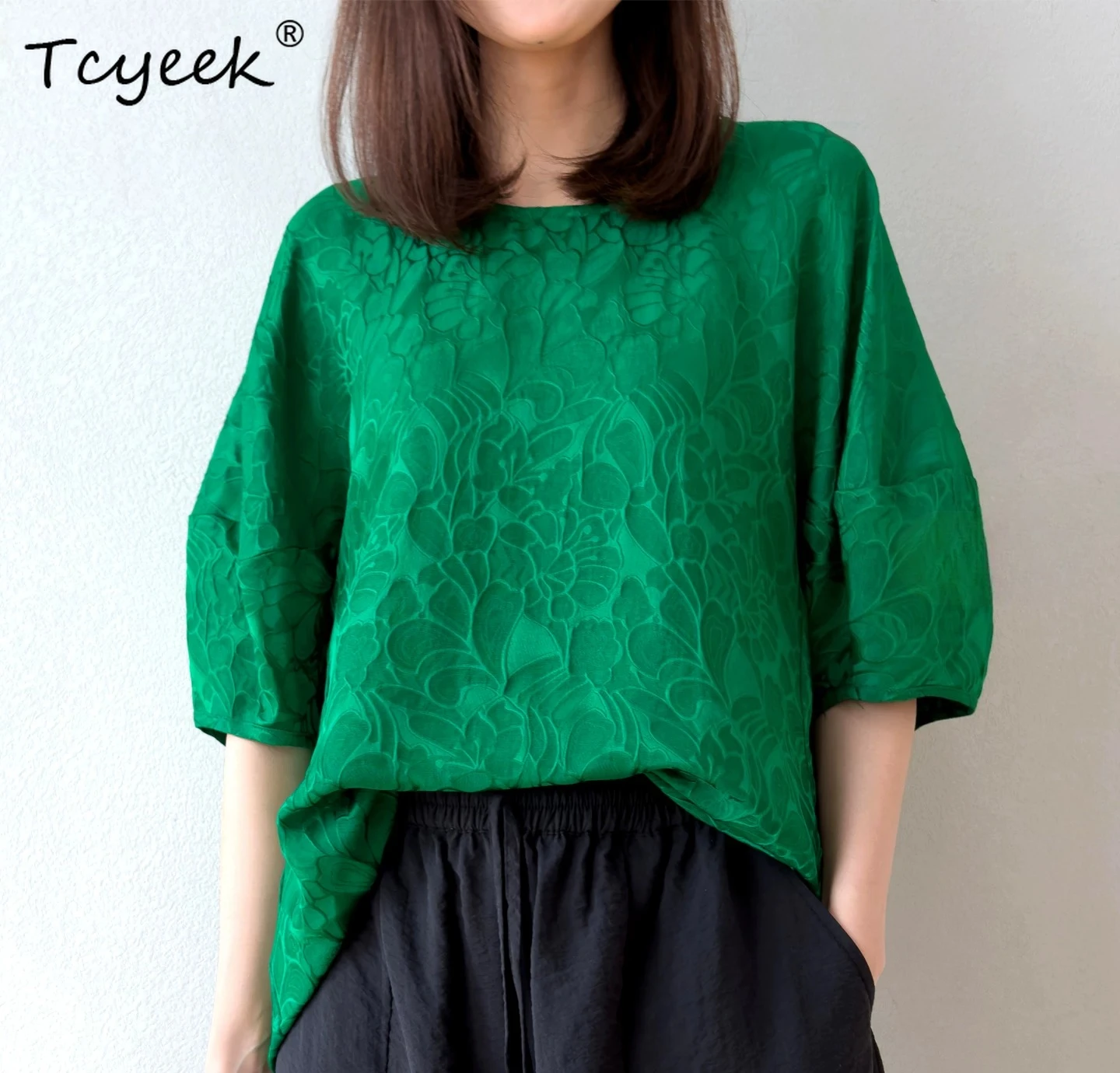 Tcyeek 35% Mulberry Silk Elegant T-shirts for Women Fashion Womens Tops Summer Clothes Solid Color Blouse Loose Fit Топ Женский
Tcyeek 35% Mulberry Silk Elegant T-shirts for Women Fashion Womens Tops Summer Clothes Solid Color Blouse Loose Fit Топ Женский