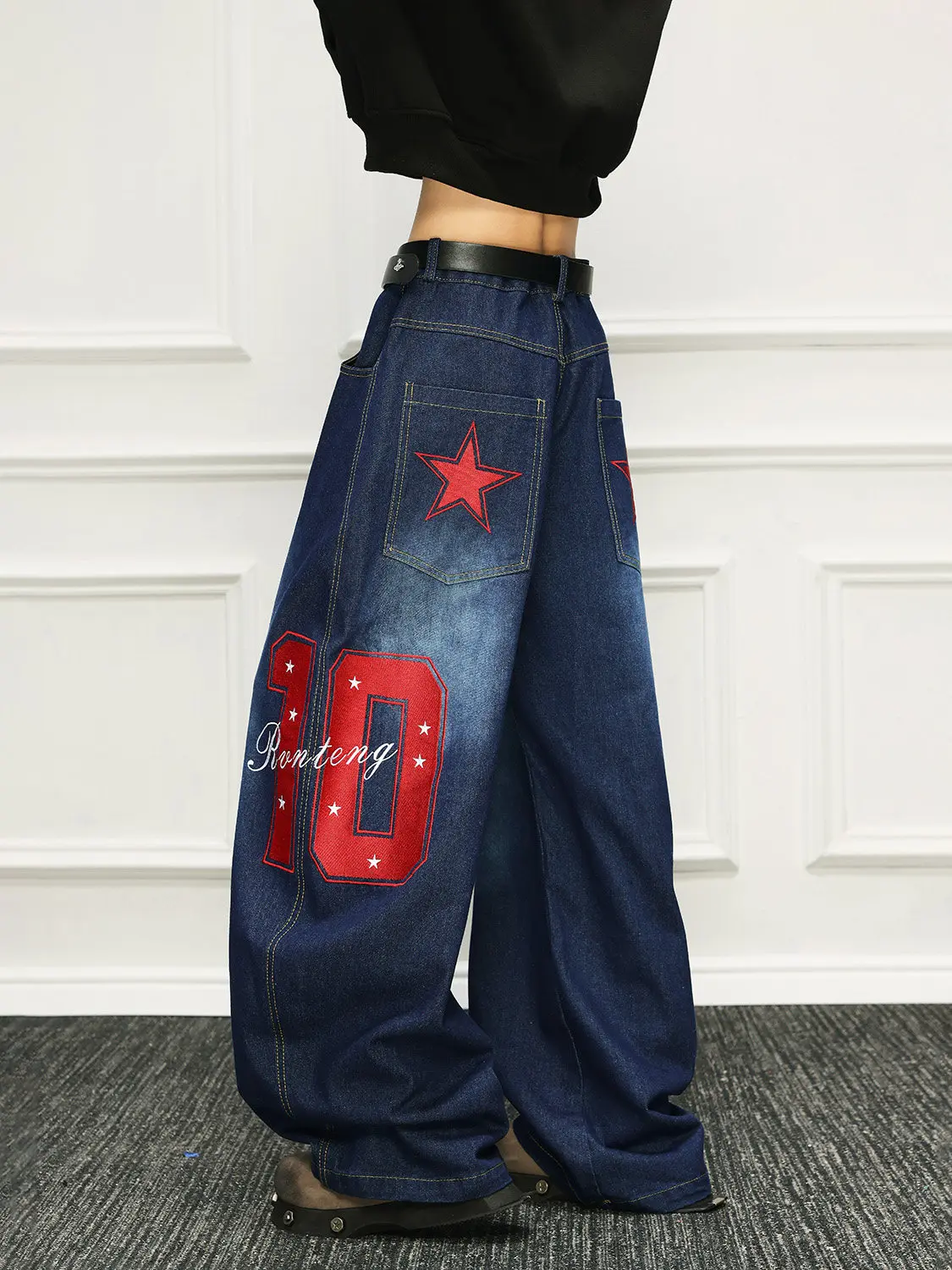 American Style Summer Star Embroidery Wide Leg Loose Fit Cool Looking Men's Jeans Floor Length Pants Casual Loose Straight Cut
American Style Summer Star Embroidery Wide Leg Loose Fit Cool Looking Men's Jeans Floor Length Pants Casual Loose Straight Cut