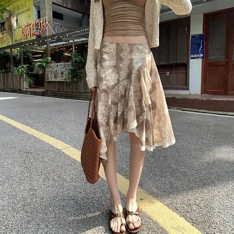 Vintage Broken Flowers A-Line Irregular Skirts Spring Summer Lace Spliced Female Clothing Fashionable Asymmetrical Mini Skirts
Vintage Broken Flowers A-Line Irregular Skirts Spring Summer Lace Spliced Female Clothing Fashionable Asymmetrical Mini Skirts