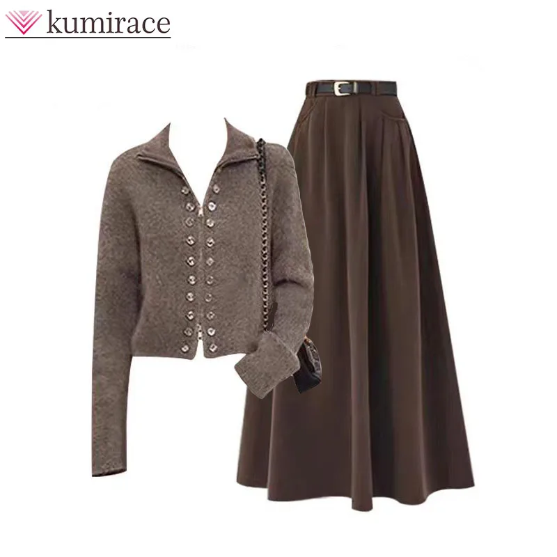 Autumn and Winter Professional Suit Women's Western-style Retro Knitted Sweater High Waisted Versatile Skirt Two-piece Set
Autumn and Winter Professional Suit Women's Western-style Retro Knitted Sweater High Waisted Versatile Skirt Two-piece Set