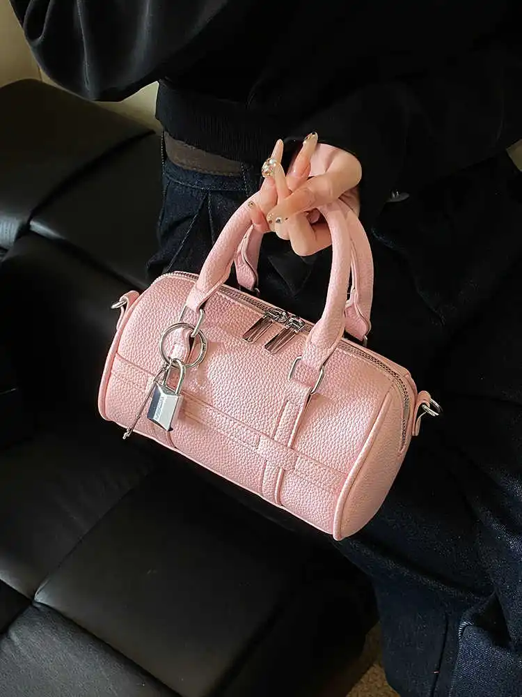 Spring Casual Small Crossbody Bags for Women Fashion Soft Leather Handheld Pillow Bag Female Commuter Handbags
Spring Casual Small Crossbody Bags for Women Fashion Soft Leather Handheld Pillow Bag Female Commuter Handbags