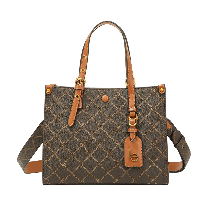 Diaper Bag Original Textured Clutch Mini Bag Leather Crossbody Handbag Women Casual Simple High-End Minimalist Pro
Diaper Bag Original Textured Clutch Mini Bag Leather Crossbody Handbag Women Casual Simple High-End Minimalist Pro