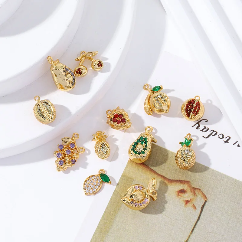 10pcs/ Set Fruit pendant copper plated 18K package colored zircon three-dimensional pendant DIY earrings necklace accessories
10pcs/ Set Fruit pendant copper plated 18K package colored zircon three-dimensional pendant DIY earrings necklace accessories