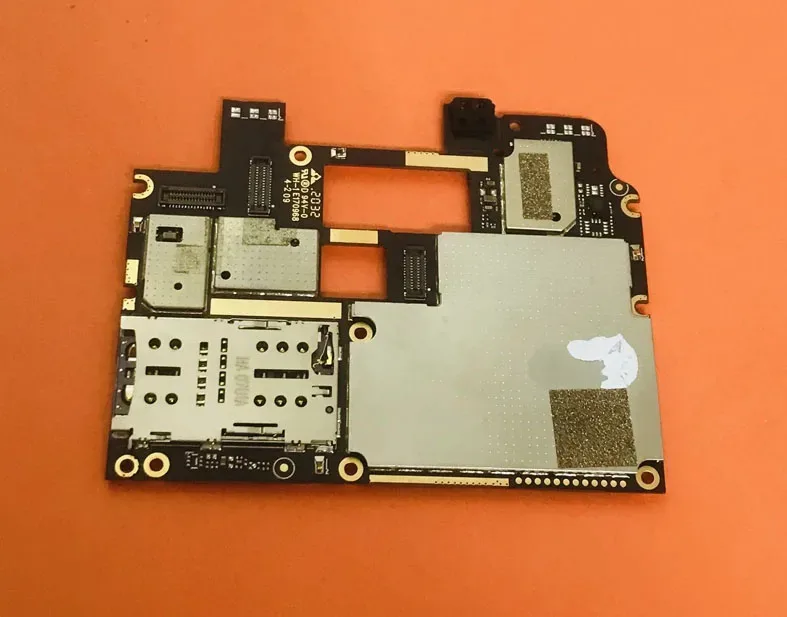 Original mainboard 4G RAM+64G ROM Motherboard for OUKITEL C18 Pro MTK6757 Octa Core 6.55” HD+ Free shipping
Original mainboard 4G RAM+64G ROM Motherboard for OUKITEL C18 Pro MTK6757 Octa Core 6.55” HD+ Free shipping