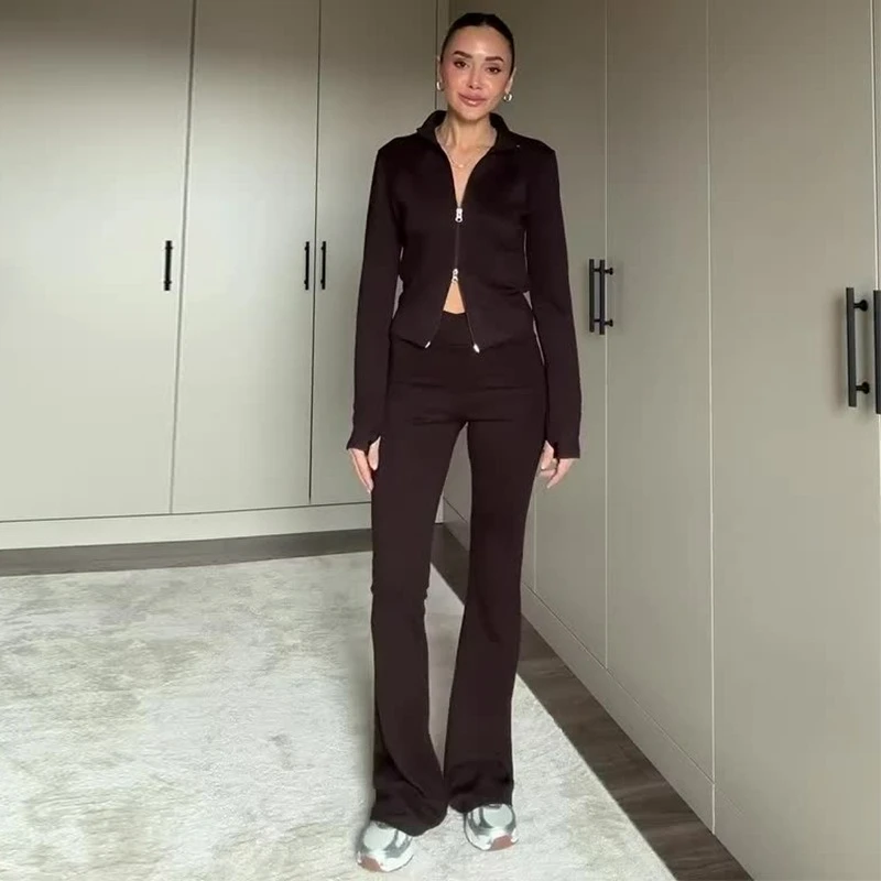 2026, осенний новый модный однотонный утягивающий женский вязаный комплект из двух предметов с двойной молнией, элегантные облегающие длинные брюки с длинными рукавами
2026, осенний новый модный однотонный утягивающий женский вязаный комплект из двух предметов с двойной молнией, элегантные облегающие длинные брюки с длинными рукавами