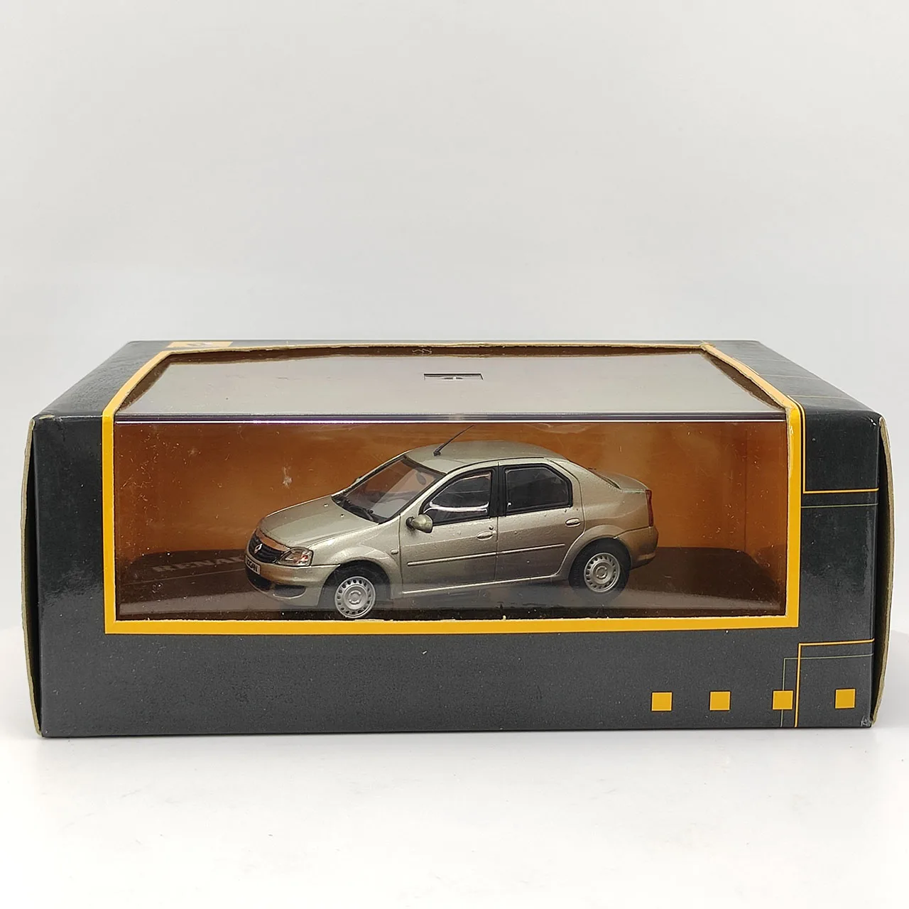 Paint Surface Defect Diecast ELIGOR 1:43 Scale RENAULT Logan 2008 Alloy Car Model Collectible Toy Gift Souvenir Display
Paint Surface Defect Diecast ELIGOR 1:43 Scale RENAULT Logan 2008 Alloy Car Model Collectible Toy Gift Souvenir Display
