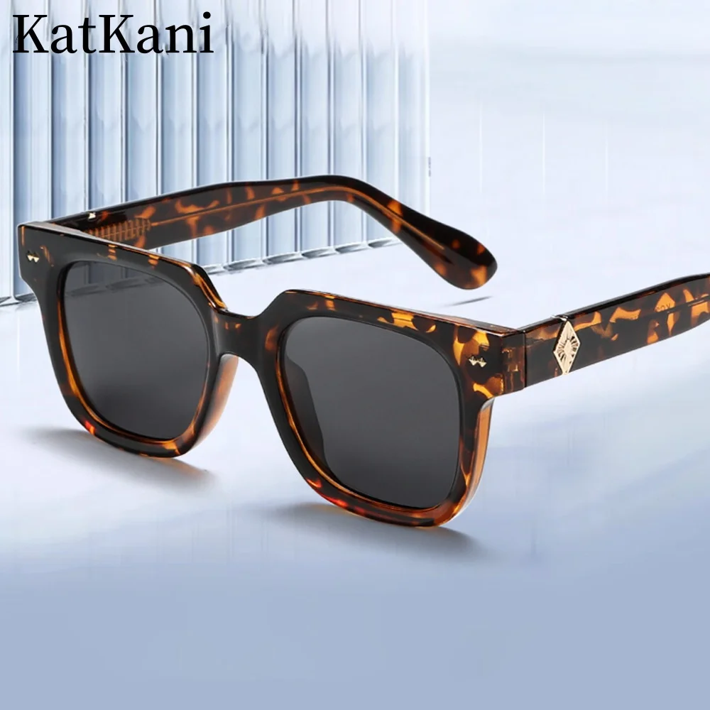 KatKani Fashion Big Size Polarized Sunglasses for Men and Women Retro Square Driving Travel Optical Prescription Glasses KG2509
KatKani Fashion Big Size Polarized Sunglasses for Men and Women Retro Square Driving Travel Optical Prescription Glasses KG2509