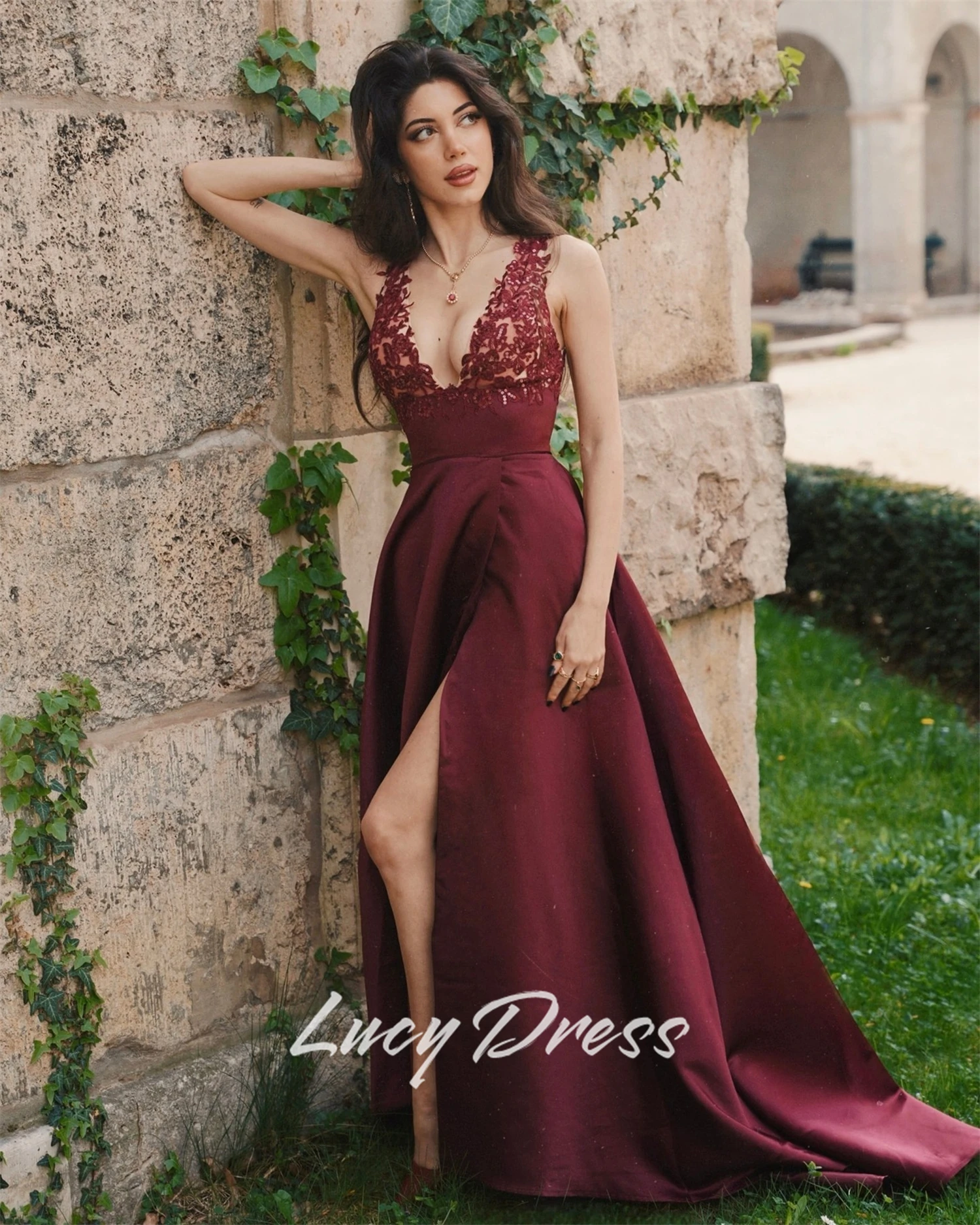 Lucy Customized Party Dress Evening Dresses for Special Occasions Prom Dresses Luxury V-neck Grace Wedding Dress Dresses gala
Lucy Customized Party Dress Evening Dresses for Special Occasions Prom Dresses Luxury V-neck Grace Wedding Dress Dresses gala