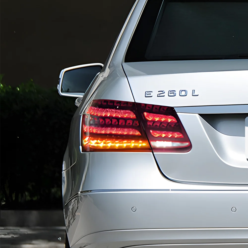 For Benz E-Class W212 E200 E260 E300 2009-2013 LED Car Taillights Assembly Upgrade Maybach style Dynamic Taillight Accessories
For Benz E-Class W212 E200 E260 E300 2009-2013 LED Car Taillights Assembly Upgrade Maybach style Dynamic Taillight Accessories