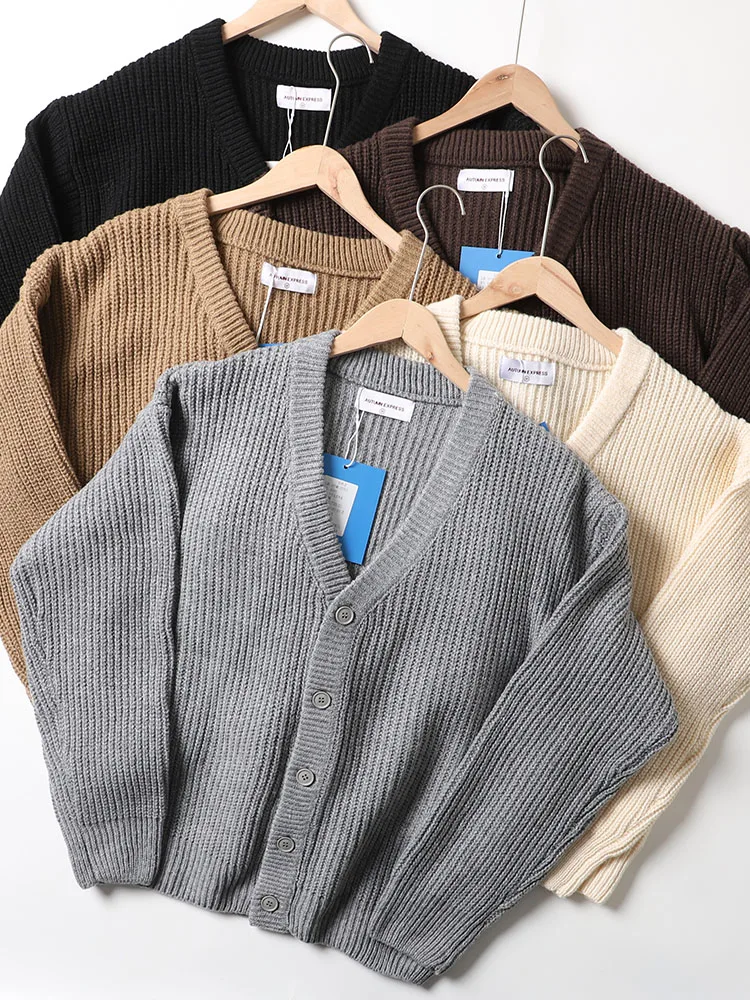 Heavyweight Thi Loose Long Sve V-Ne Open Cardigan Knitted Sweater Casual Japanese Sle Coat for Young Men in Winter
Heavyweight Thi Loose Long Sve V-Ne Open Cardigan Knitted Sweater Casual Japanese Sle Coat for Young Men in Winter