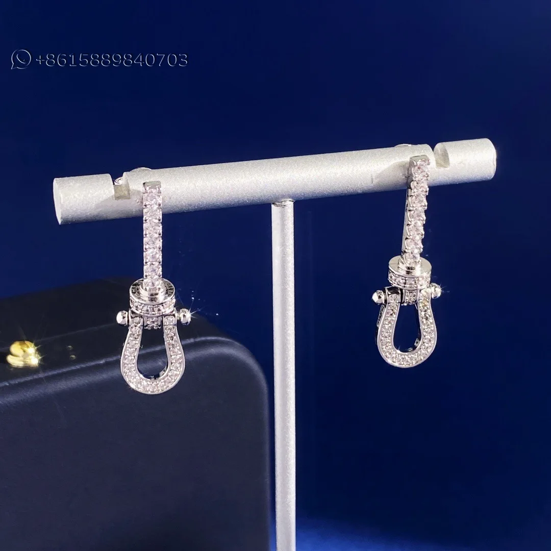 Stylish dynamic long tassel horseshoe-shaped earrings fully encrusted with diamonds, premium quality and exquisite design
Stylish dynamic long tassel horseshoe-shaped earrings fully encrusted with diamonds, premium quality and exquisite design