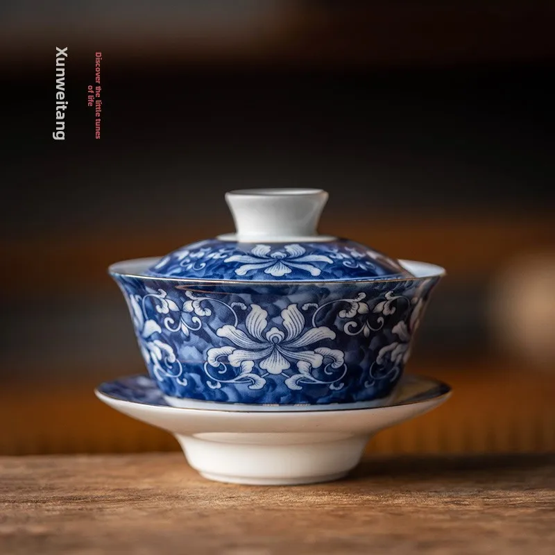 High-End Blue And Gold Porcelain Tea Bowl Glazed underneath with Floral Decoration Chinese Gongfu Tea Set Ceramic Cover Bowl
High-End Blue And Gold Porcelain Tea Bowl Glazed underneath with Floral Decoration Chinese Gongfu Tea Set Ceramic Cover Bowl