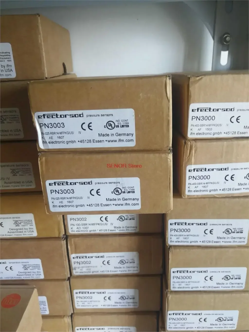 PN3003 реле давления оригинальный старый товар
PN3003 реле давления оригинальный старый товар