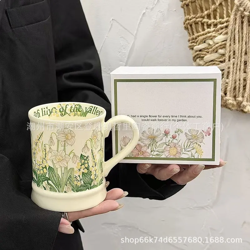 High Aesthetic Ceramic Couple Mugs Vintage Style Large Capacity Coffee Cup for Home Office Exquisite Gift Souvenir
High Aesthetic Ceramic Couple Mugs Vintage Style Large Capacity Coffee Cup for Home Office Exquisite Gift Souvenir