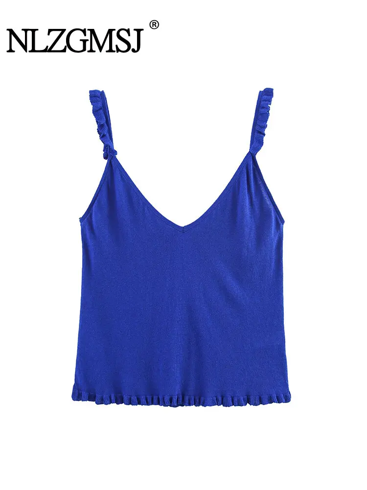 NLZGMSJ 2025 New Knitted Tops Fashion Crop Top Woman Sleeveless Short Tops For Women Sexy Party Top
NLZGMSJ 2025 New Knitted Tops Fashion Crop Top Woman Sleeveless Short Tops For Women Sexy Party Top