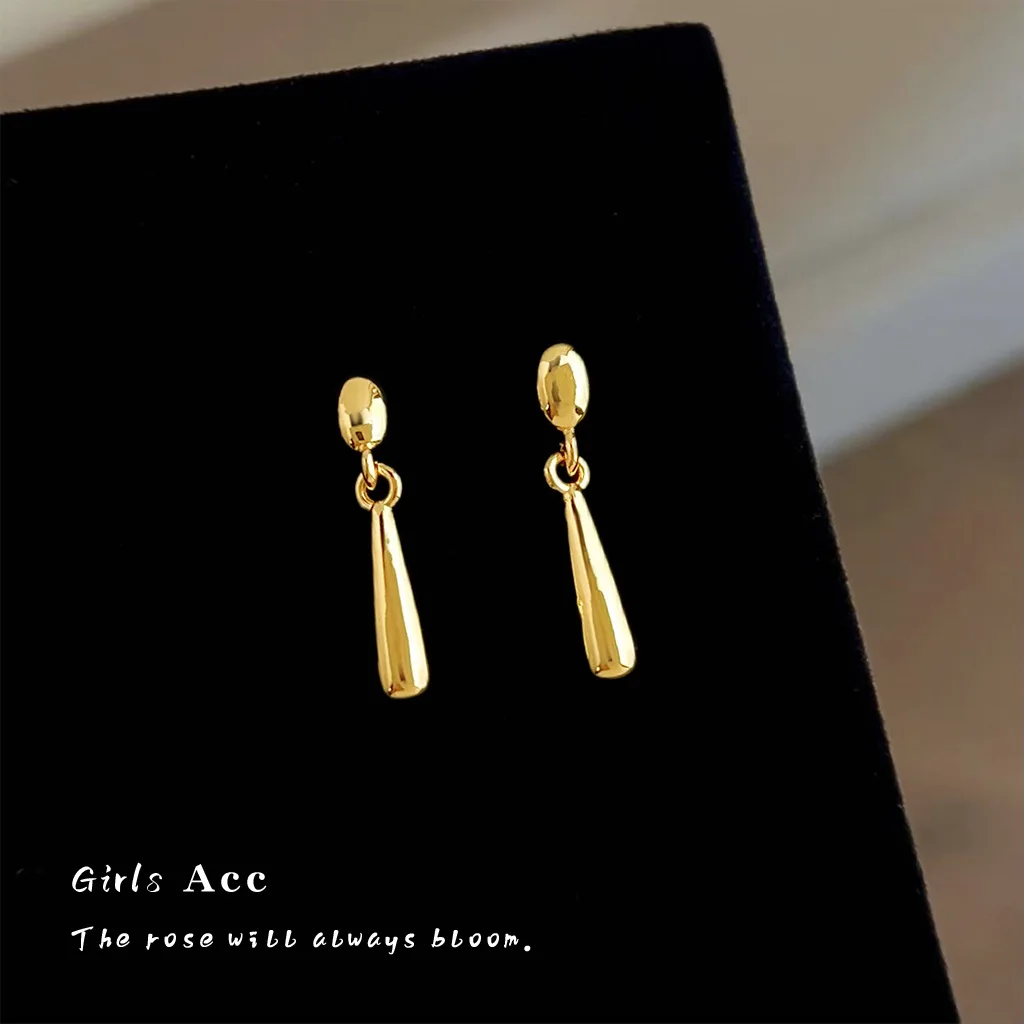 Versatile Premium Geometry Dangle Earrings Simple Small Flexible Water Drop Silver Needle Fashion Commute For Women Ear Jewelry
Versatile Premium Geometry Dangle Earrings Simple Small Flexible Water Drop Silver Needle Fashion Commute For Women Ear Jewelry