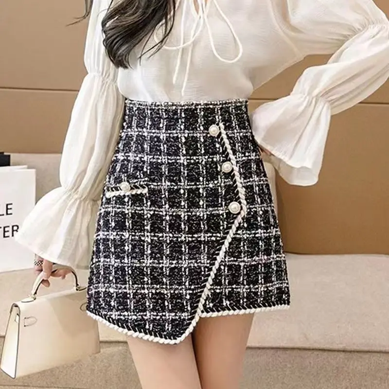 Women's Tweed Skirt with Front Gold Button Textured High Waist Glittery Mini Skirt Autumn Winter Classic
Women's Tweed Skirt with Front Gold Button Textured High Waist Glittery Mini Skirt Autumn Winter Classic