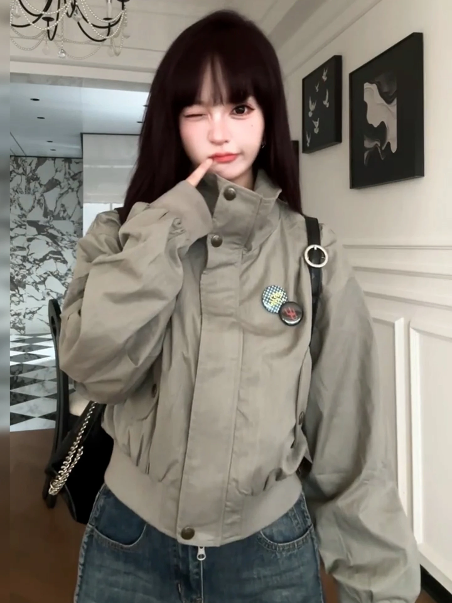 Retro Japanese Sle ort Flight Jaet Women's Casual Loose Fit Stand Collar Outerwear Autumn New Design Korean Stand
Retro Japanese Sle ort Flight Jaet Women's Casual Loose Fit Stand Collar Outerwear Autumn New Design Korean Stand