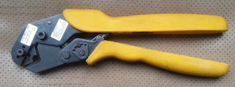 5210 Медный носовой терминал, обжимные клещи AWG2 ~ 8 аксессуаров
5210 Медный носовой терминал, обжимные клещи AWG2 ~ 8 аксессуаров