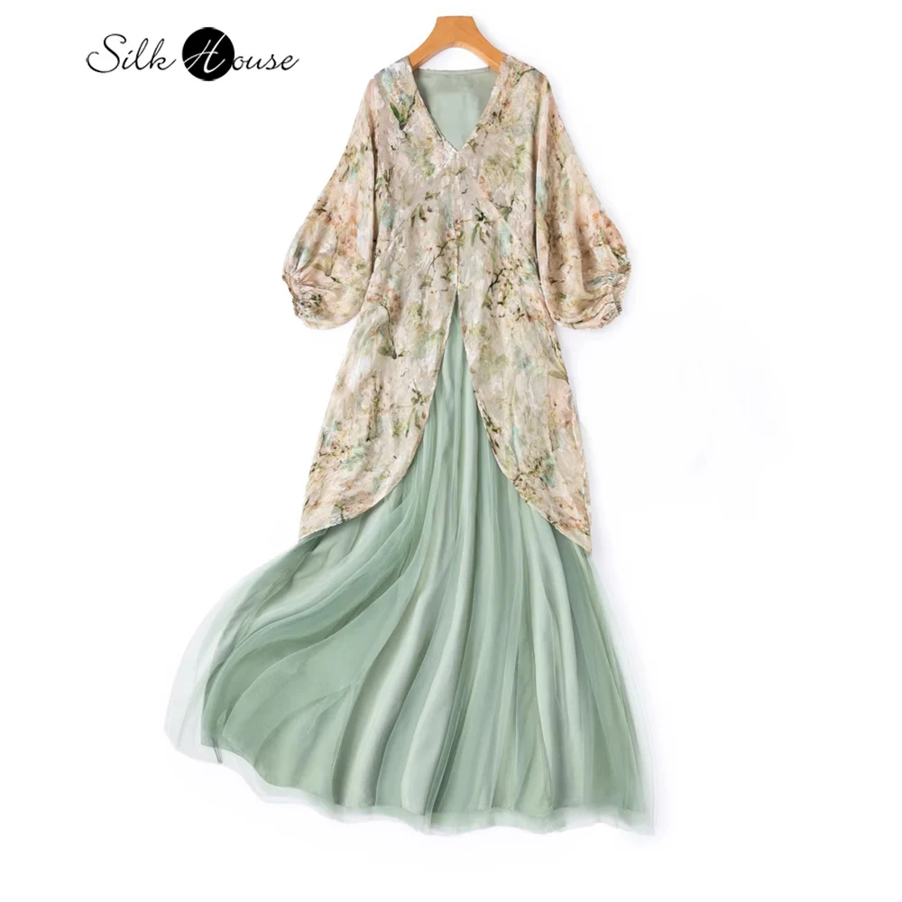 2026 Women's Spring/Summer New Natural Mulberry Silk Gold Thread Velvet V-neck Batwing Sleeve Double Layer Printed Dress
2026 Women's Spring/Summer New Natural Mulberry Silk Gold Thread Velvet V-neck Batwing Sleeve Double Layer Printed Dress