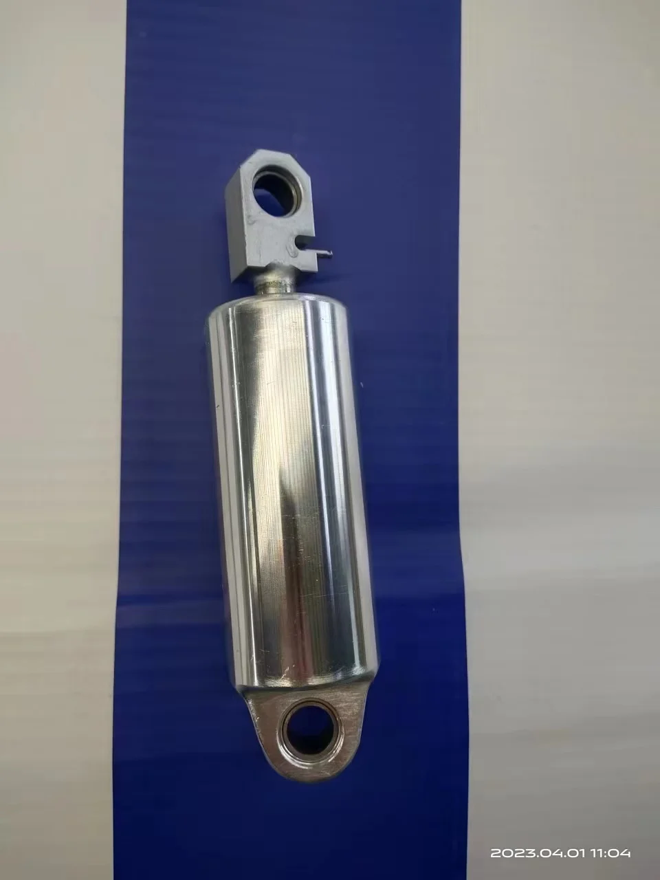 Truck Seat Shock Absorber 1060427 1094942 1650080 AL117477 GRAMMER 90.6 Seat Damper
Truck Seat Shock Absorber 1060427 1094942 1650080 AL117477 GRAMMER 90.6 Seat Damper