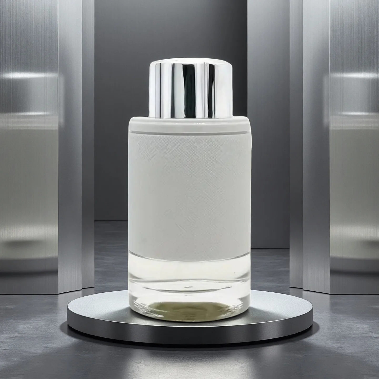 Explorer Mount Silver EDP: Sleek White & Silver Bottle, Refined Woody Scent for Men
Explorer Mount Silver EDP: Sleek White & Silver Bottle, Refined Woody Scent for Men