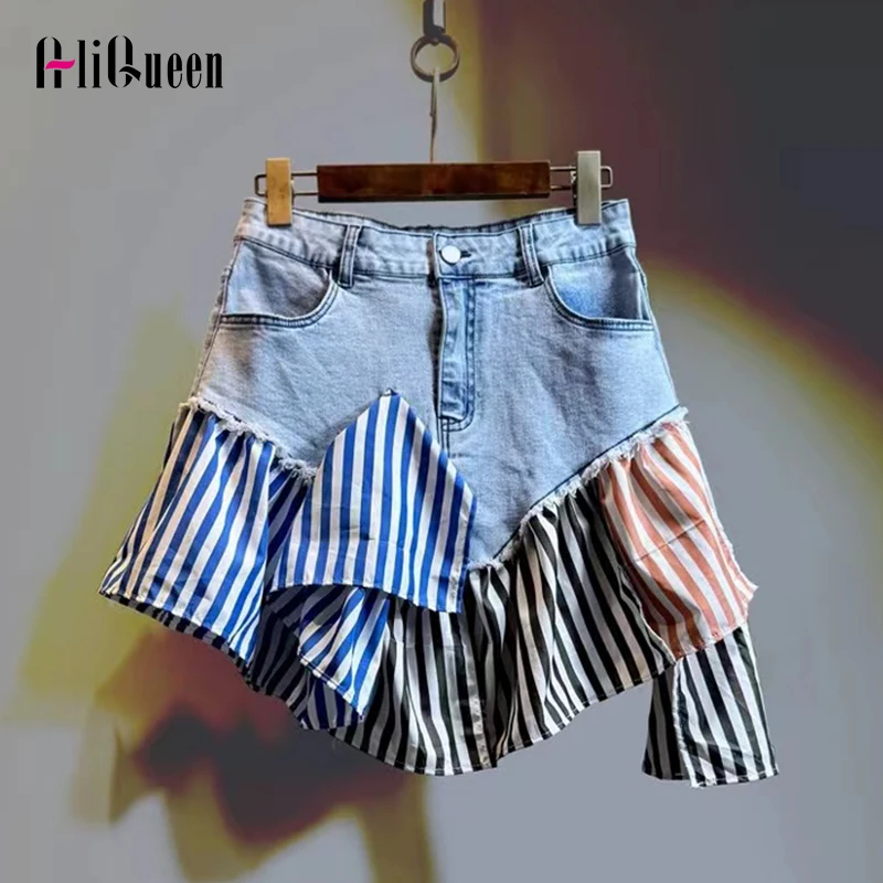 Summer Women Streetwear Patchwork Striped Short Jeans Skirts Female Retro Casual High Waisted Irregular Mini Denim Y2k Skirts
Summer Women Streetwear Patchwork Striped Short Jeans Skirts Female Retro Casual High Waisted Irregular Mini Denim Y2k Skirts